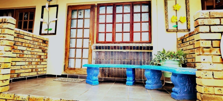  Bedroom Property for Sale in Wilkoppies North West